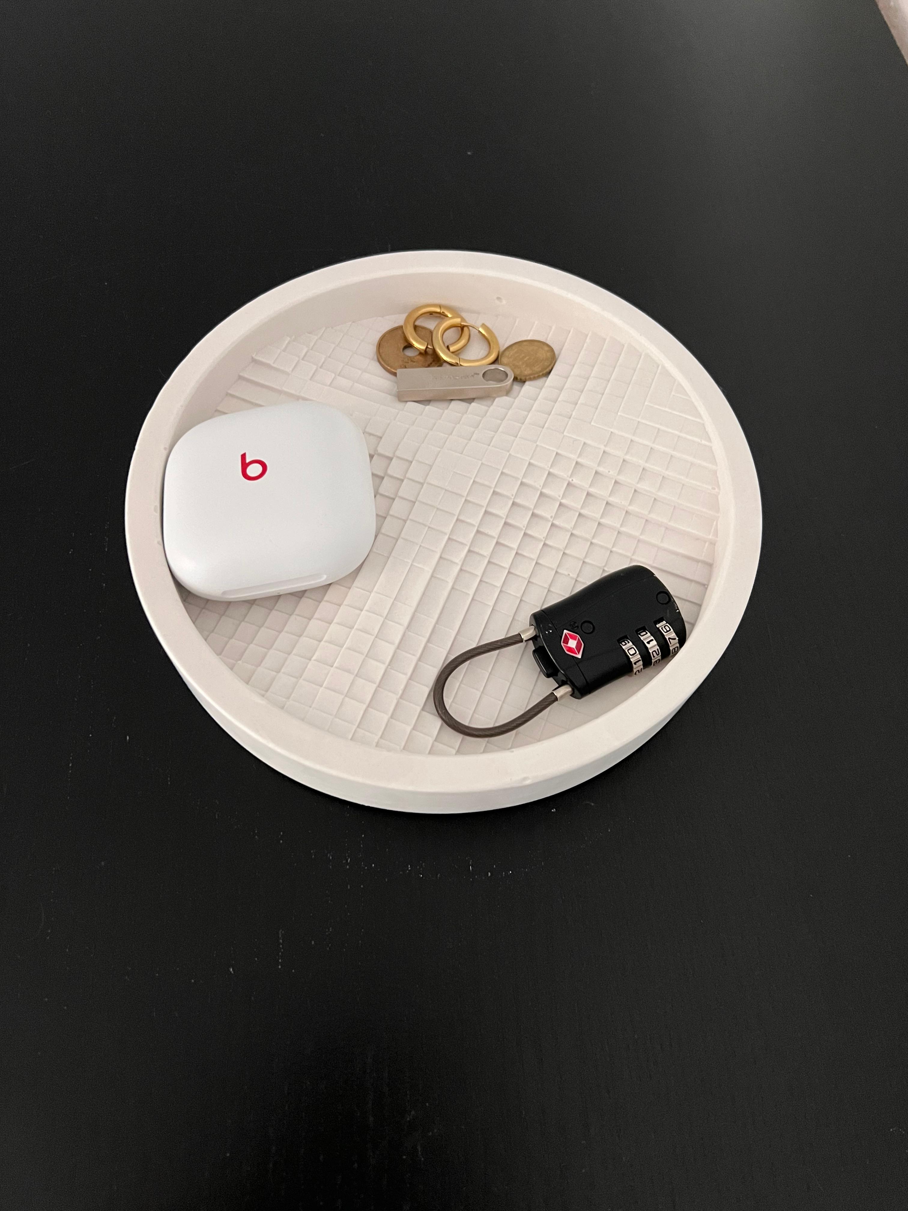 Ablageschale » TRAY «